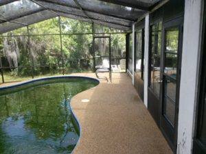 pool deck in tarpon springs all cleaned up